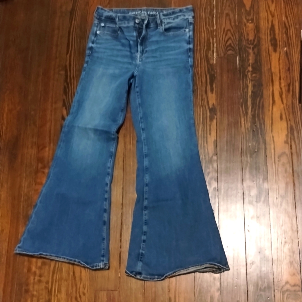 American eagle high-rise festival flare jeans size 10